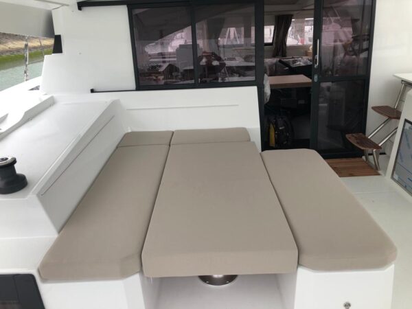 COUSSIN TABLE DE COCKPIT ELBA 45 Fountaine Pajot - Image 2