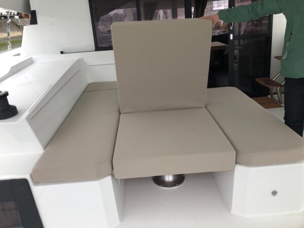 COUSSIN TABLE DE COCKPIT ELBA 45 Fountaine Pajot - Image 3