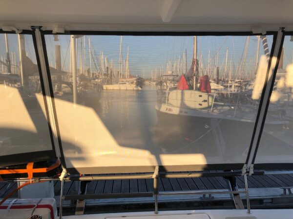 RIDEAU ARRIERE COCKPIT ISLA 40 FOUNTAINE PAJOT - Image 8