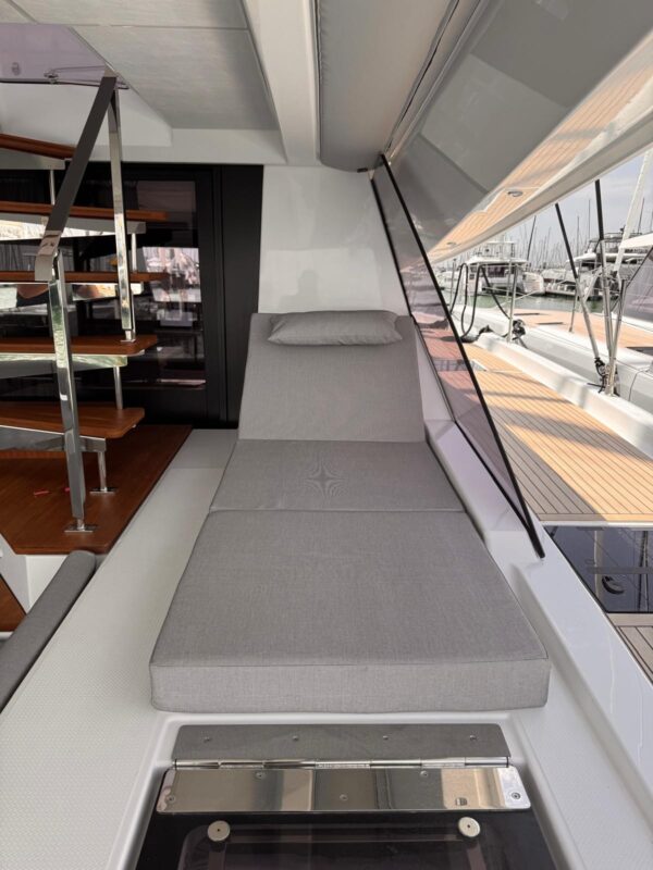 COUSSIN COCKPIT TRIBORD SAMANA 59 Fountaine Pajot – Image 2