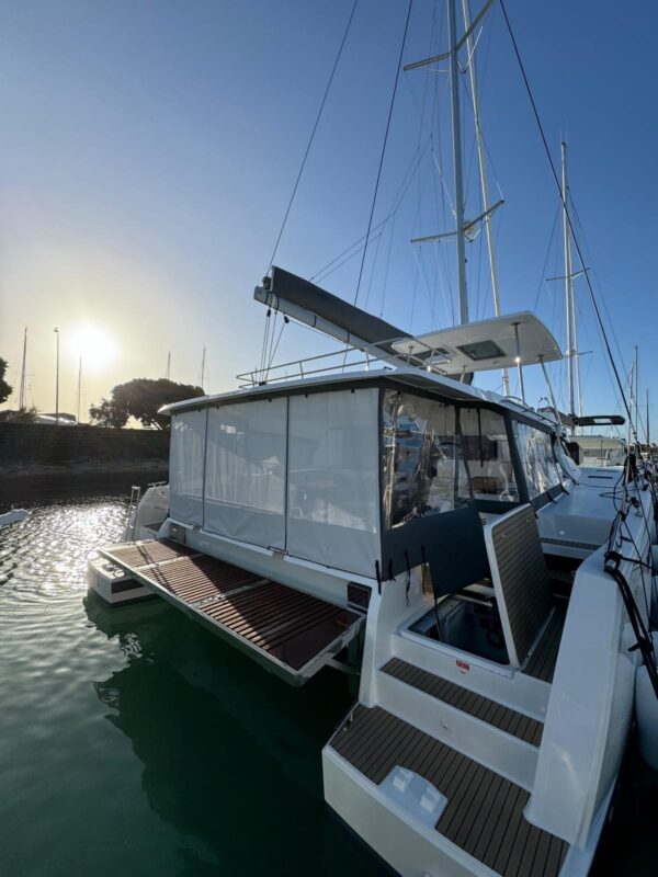 RIDEAU ARRIERE COCKPIT TANNA 47 FOUNTAINE PAJOT - Image 5