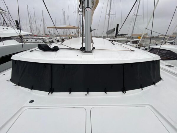 PARE SOLEIL EXTERIEUR ASTREA 42 FOUNTAINE PAJOT