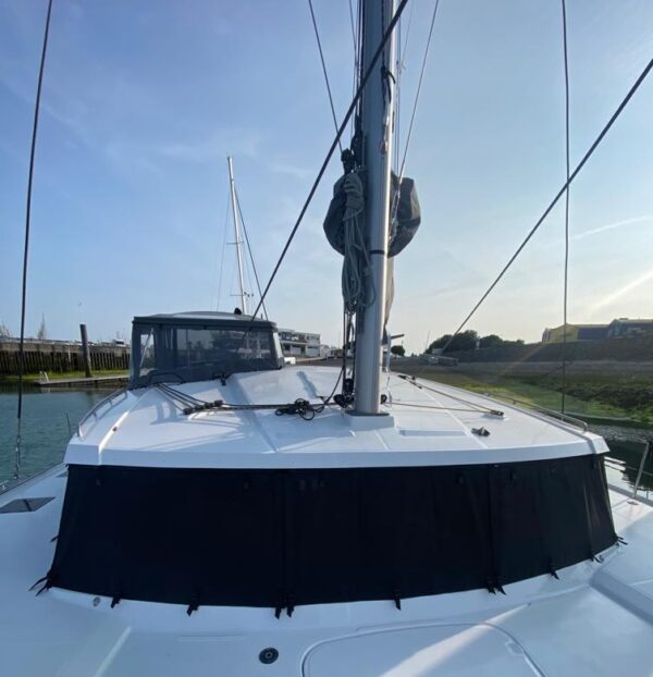 PARE SOLEIL EXTERIEUR ISLA 40 FOUNTAINE PAJOT