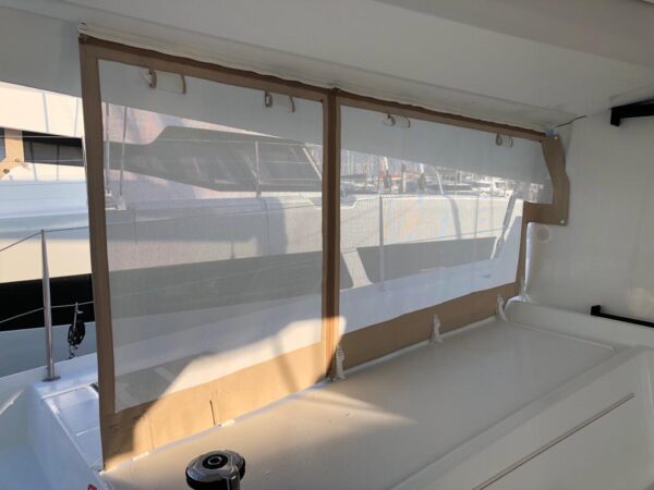 RIDEAU BABORD COCKPIT ELBA 45 FOUNTAINE PAJOT – Image 6