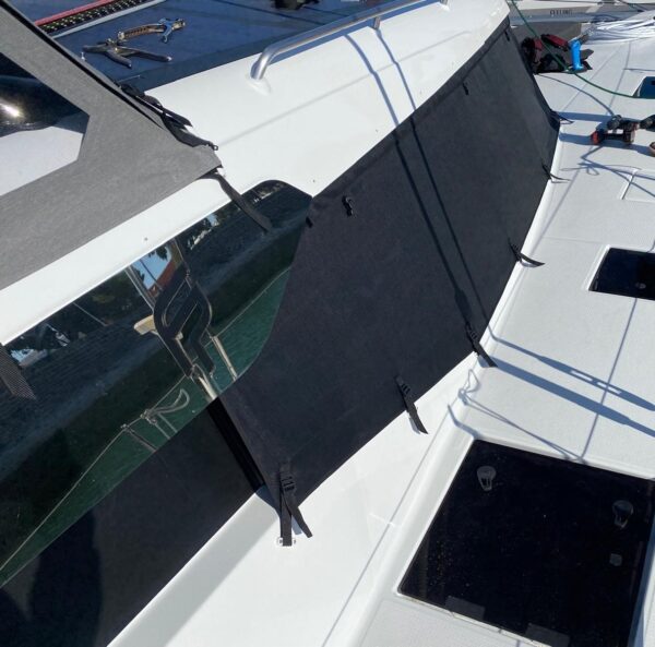 PARE SOLEIL EXTERIEUR AURA 51 FOUNTAINE PAJOT – Image 4