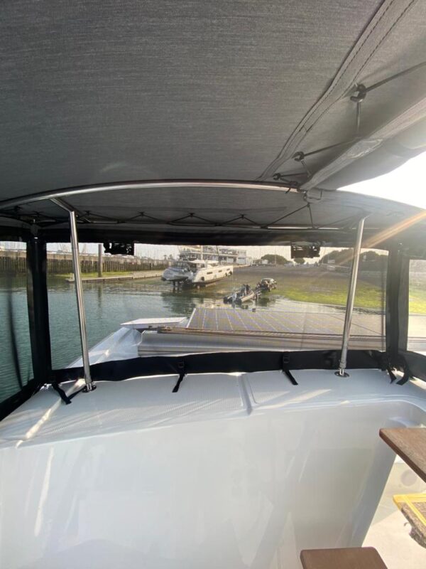 RIDEAU ARRIERE BIMINI ISLA 40 FOUNTAINE PAJOT