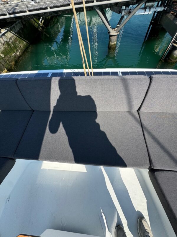 SELLERIE FLYBRIDGE TANNA 47 Fountaine Pajot – Image 2